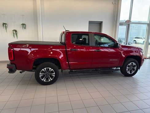 Used 2021 Chevrolet Colorado Z71 AWD/4WD image 38