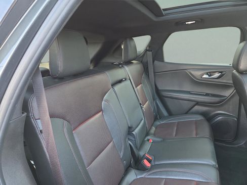 Used 2019 Chevrolet Blazer RS w/ Sun and Wheels Package image 34