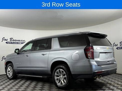 Used 2024 Chevrolet Suburban Premier AWD/4WD image 9