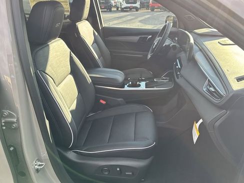 New 2026 Buick Enclave Sport Touring w/ LPO, Floor Liner Package image 28