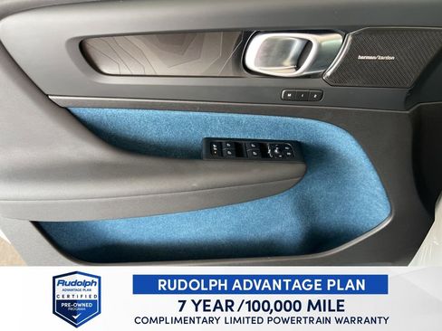 Used 2023 Volvo XC40 Recharge Ultimate w/ Protection Package Premier image 11