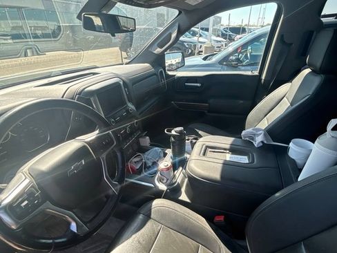 Used 2021 Chevrolet Silverado 1500 LT Trail Boss w/ Convenience Package II AWD/4WD image 15