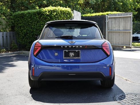 Used 2025 MINI Cooper S FWD image 9