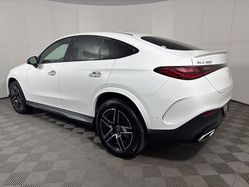 Certified 2025 Mercedes-Benz GLC 300 4MATIC image 4