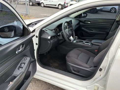 Used 2020 Nissan Altima 2.5 S FWD image 23