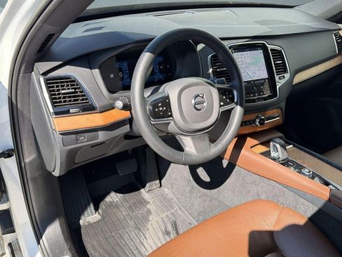 Certified 2023 Volvo XC90 B6 Plus w/ Protection Package Premier image 4