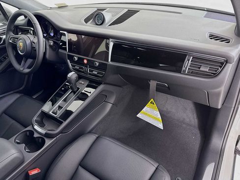 New 2026 Porsche Macan S image 30