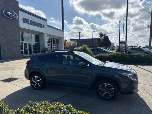 Used 2024 Subaru Crosstrek 2.0i Premium AWD/4WD image 8