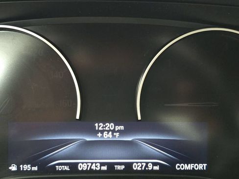 Used 2020 BMW 330i xDrive Sedan w/ Convenience Package AWD/4WD image 17