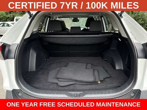 Used 2024 Toyota RAV4 XLE w/ Convenience Package FWD image 12