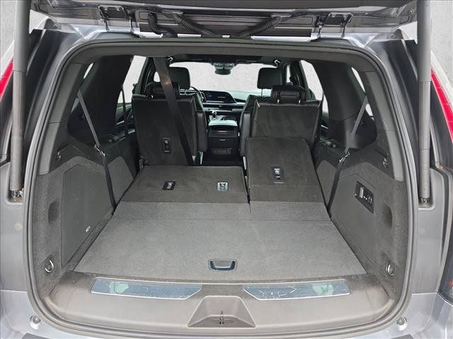 Used 2022 Cadillac Escalade Sport AWD/4WD image 12