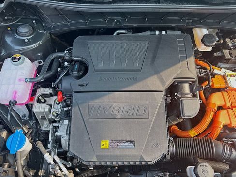 Certified 2025 Kia Niro EX FWD image 33