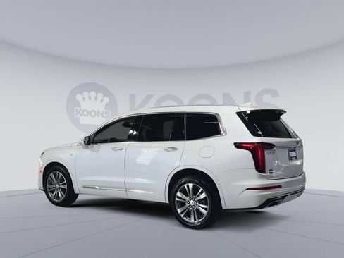 Used 2025 Cadillac XT6 Premium Luxury w/ LPO, Floor Liner Package AWD/4WD image 8