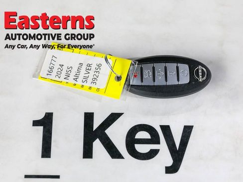 Used 2024 Nissan Altima 2.5 SV image 23