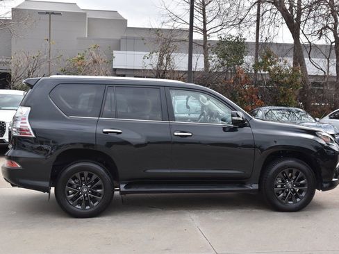 Used 2023 Lexus GX 460 Premium w/ Premium Package image 6