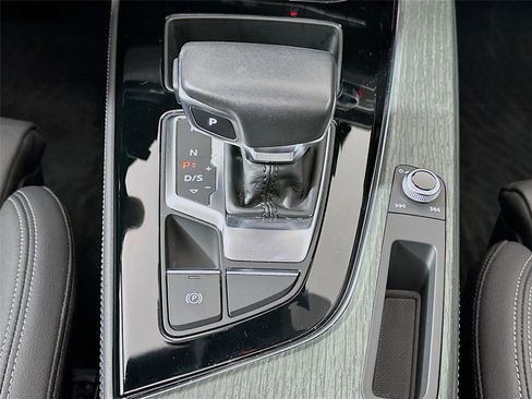 Used 2022 Audi A5 2.0T Premium Plus image 17