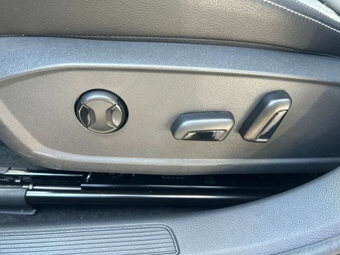 New 2026 Volkswagen Jetta SE FWD image 48