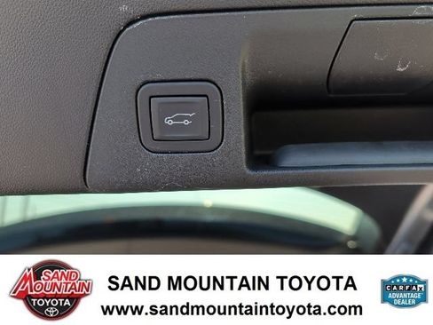 Used 2024 Buick Envision Sport Touring AWD/4WD image 13