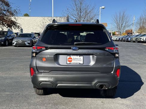 Used 2026 Subaru Forester Premium AWD/4WD image 3