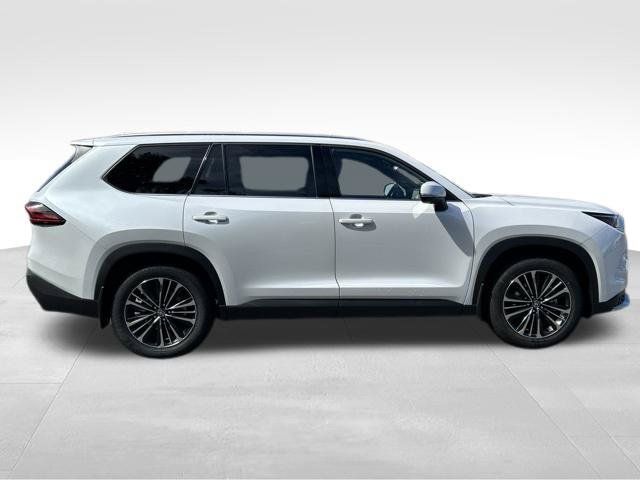 Used 2026 Toyota Grand Highlander AWD Hybrid image 6