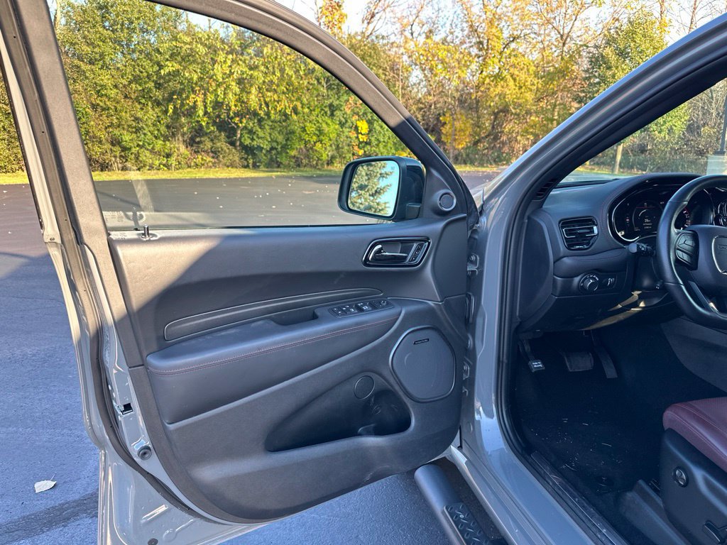 Used 2025 Dodge Durango GT AWD/4WD image 13