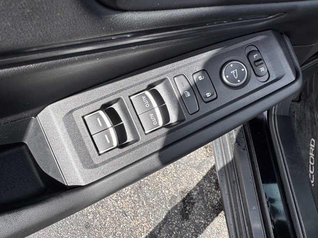 Certified 2025 Honda Accord SE image 15
