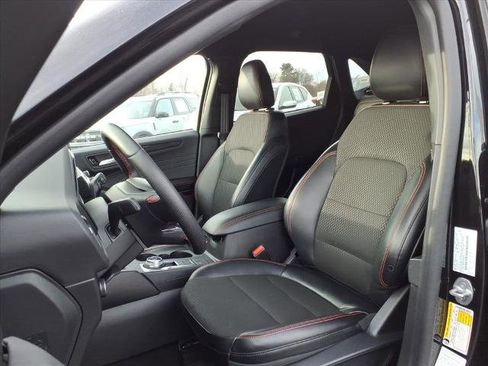 Certified 2025 Ford Escape ST-Line image 3