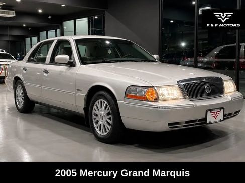 Used 2005 Mercury Grand Marquis LS RWD image 1