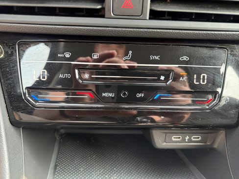 Used 2025 Volkswagen Jetta S FWD image 28