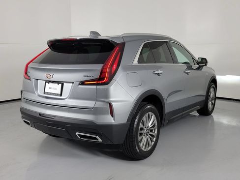 Certified 2025 Cadillac XT4 Premium Luxury FWD image 3