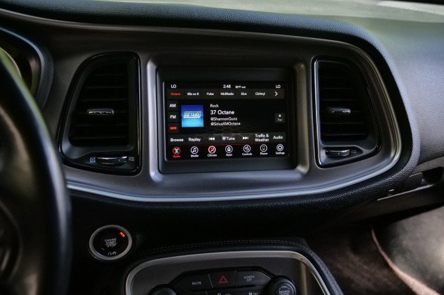Used 2019 Dodge Challenger SXT w/ Driver Convenience Group AWD/4WD image 15