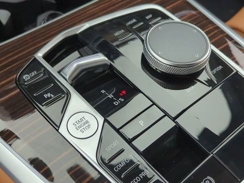 New 2026 BMW X5 xDrive40i w/ M Sport Package image 21