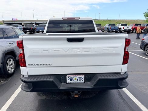 Used 2022 Chevrolet Silverado 1500 W/T w/ WT Value Package image 6