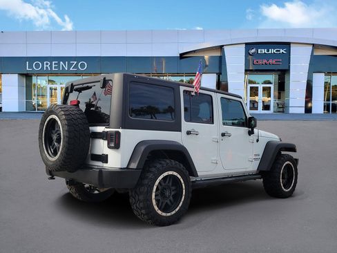 Used 2016 Jeep Wrangler Unlimited Sport w/ Connectivity Group AWD/4WD image 5