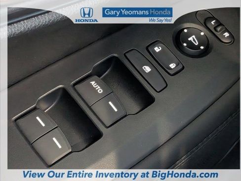 Certified 2026 Honda HR-V LX image 24