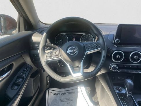 Used 2024 Nissan Sentra SV FWD image 12