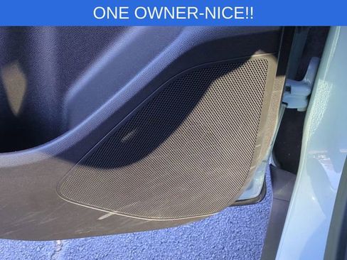 Used 2023 Chevrolet Bolt EUV LT image 27