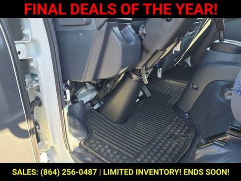 New 2025 Chevrolet Low Cab Forward image 20