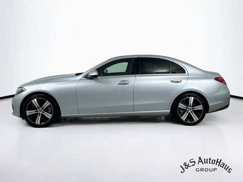 Used 2022 Mercedes-Benz C 300 Sedan w/ Exclusive Trim Package image 4