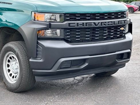 Used 2020 Chevrolet Silverado 1500 W/T RWD image 2
