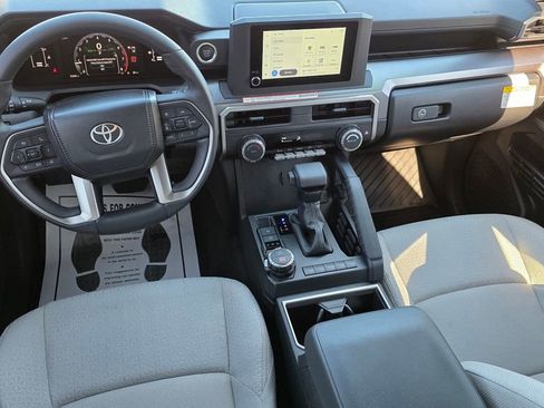 Used 2025 Toyota 4Runner SR5 image 26