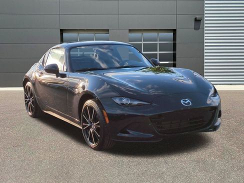 New 2026 MAZDA MX-5 Miata RF Grand Touring RWD image 1