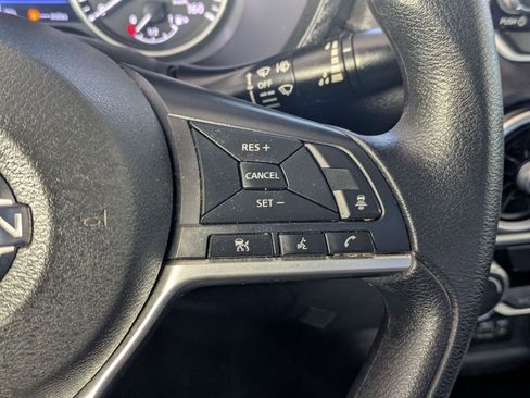 Used 2024 Nissan Sentra SV FWD image 25