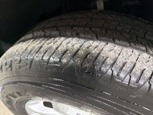 Used 2022 Chevrolet Colorado LT w/ Fleet Safety Package image 35