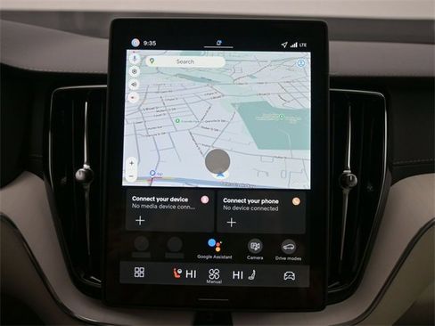 New 2026 Volvo XC60 B5 Ultra w/ Protection Package Premier image 14