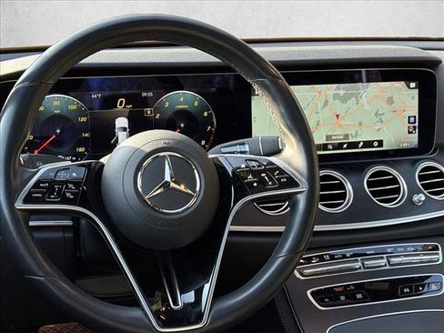 Used 2022 Mercedes-Benz E 350 Sedan image 12