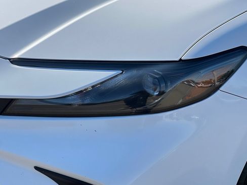 Used 2025 Toyota Camry SE FWD image 53