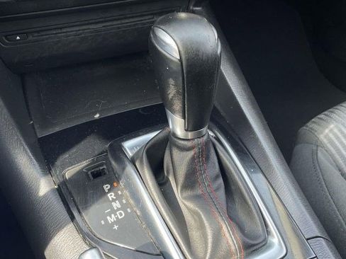 Used 2014 MAZDA MAZDA3 i Touring w/ Technology Package image 37