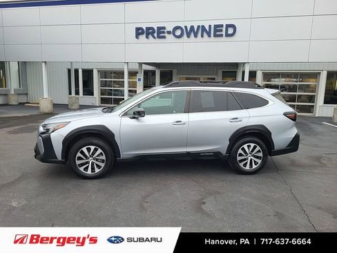 Certified 2023 Subaru Outback Premium image 2