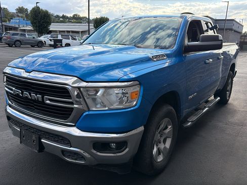 Used 2020 RAM 1500 Big Horn AWD/4WD image 3